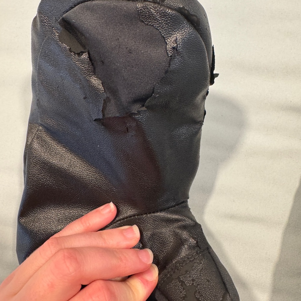 The North Face Black Insulated Mittens - Picture 3 of 6